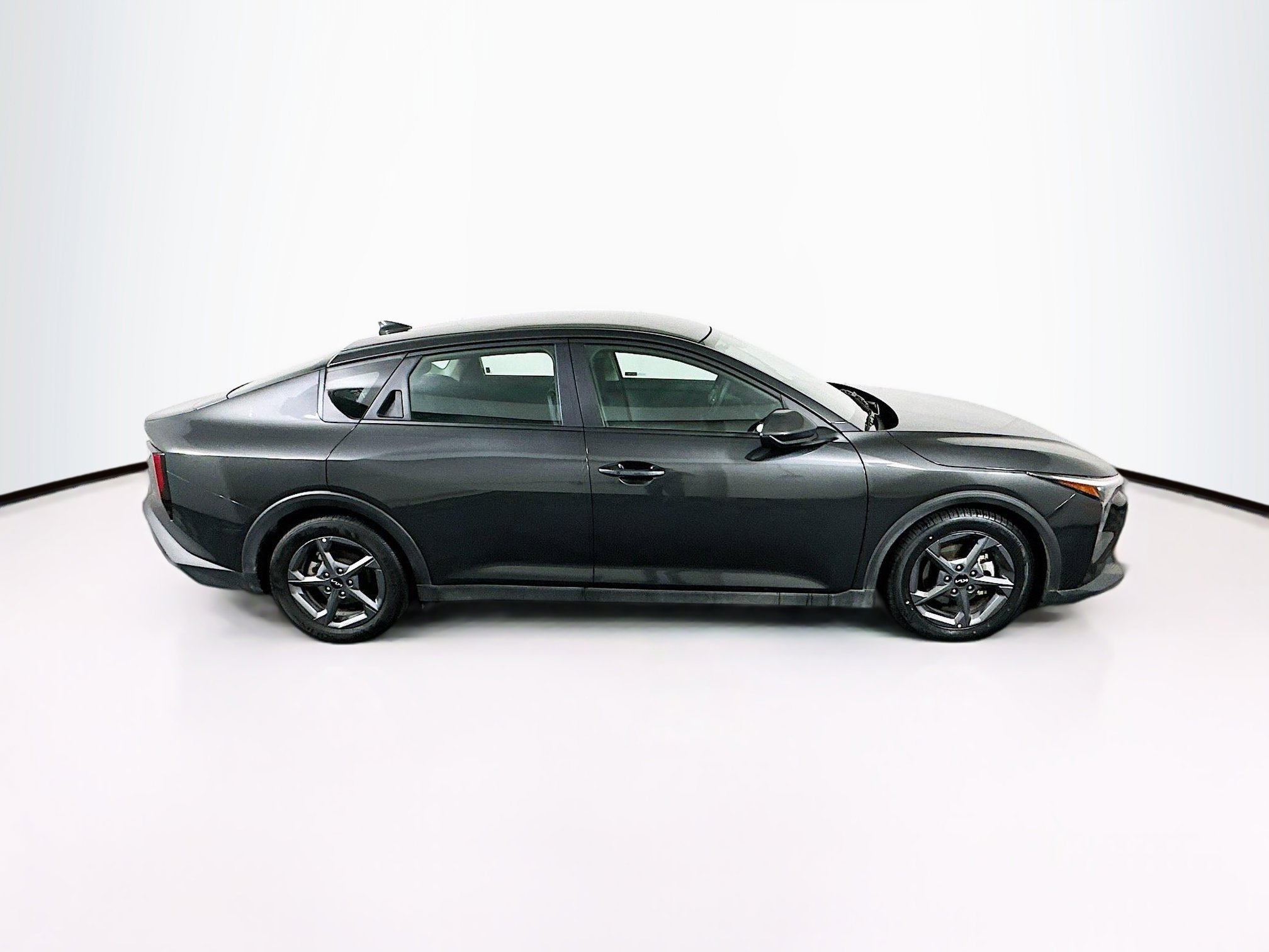 Used 2025 Kia K4 FWD image 10