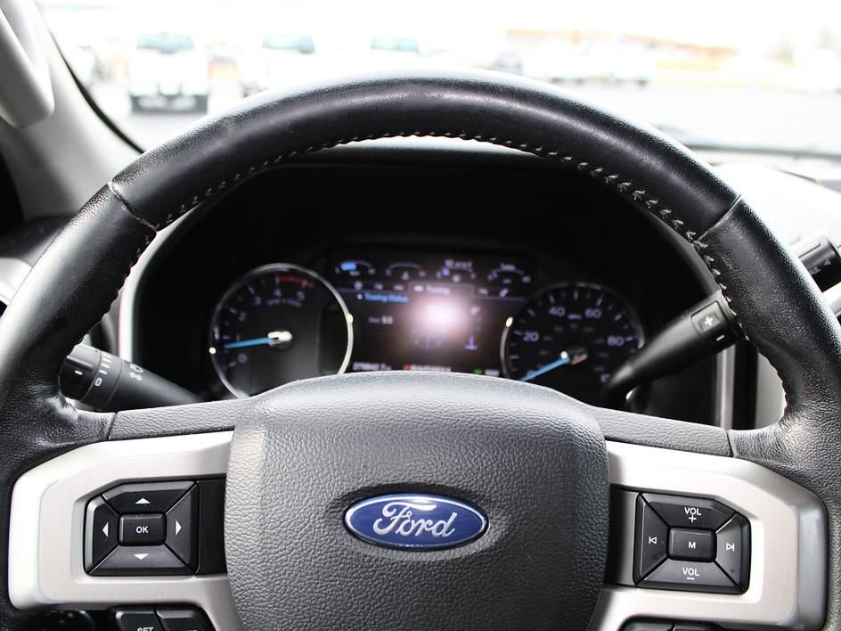 Used 2019 Ford F350 Lariat w/ Chrome Package AWD/4WD image 27