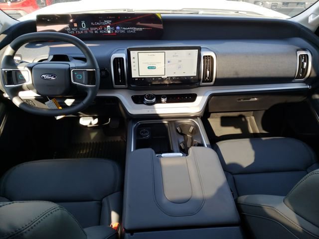 New 2026 Ford Expedition Active image 15