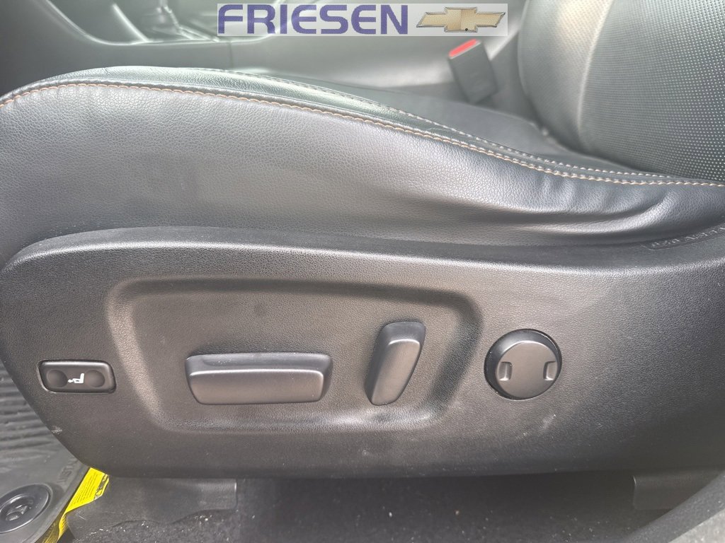 Used 2018 Toyota Highlander Limited w/ Protection Package #3 image 10