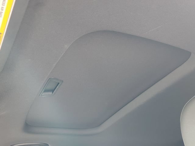 Used 2024 Chevrolet Trax RS w/ Sunroof Package FWD image 25