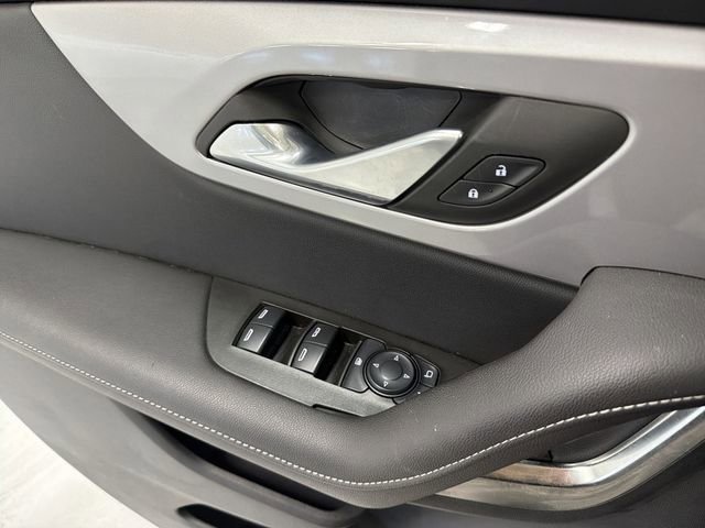 New 2025 Chevrolet Blazer LT w/ Midnight/Sport Edition image 22