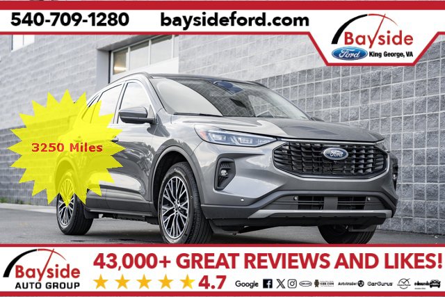 New 2025 Ford Escape SE w/ PHEV Premium Package