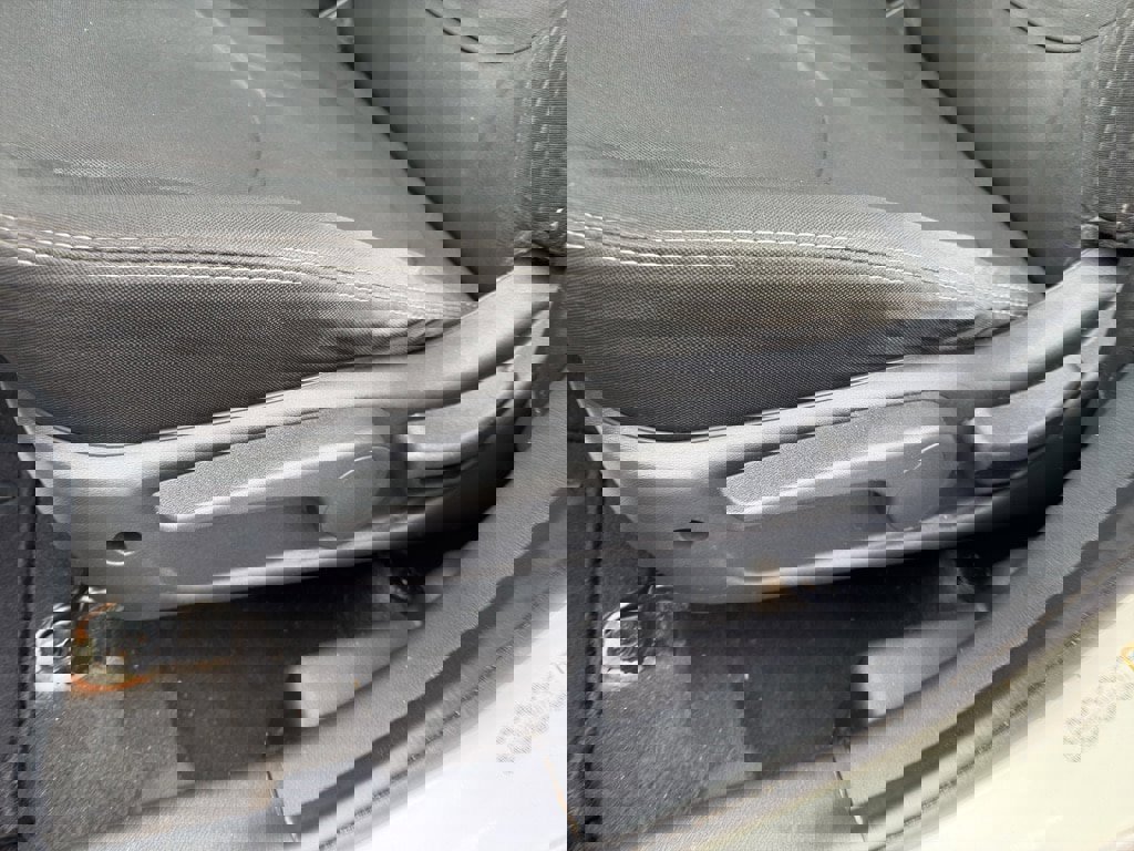 Used 2013 Kia Soul + w/ Audio Pkg image 16