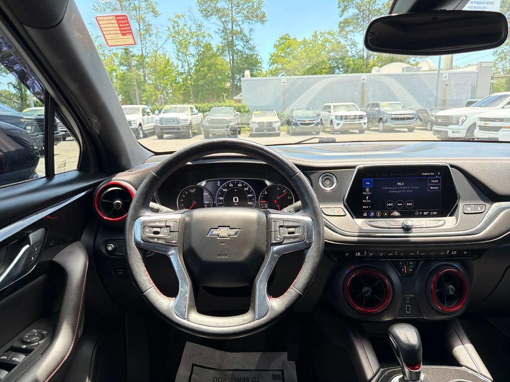 Used 2022 Chevrolet Blazer RS FWD image 9