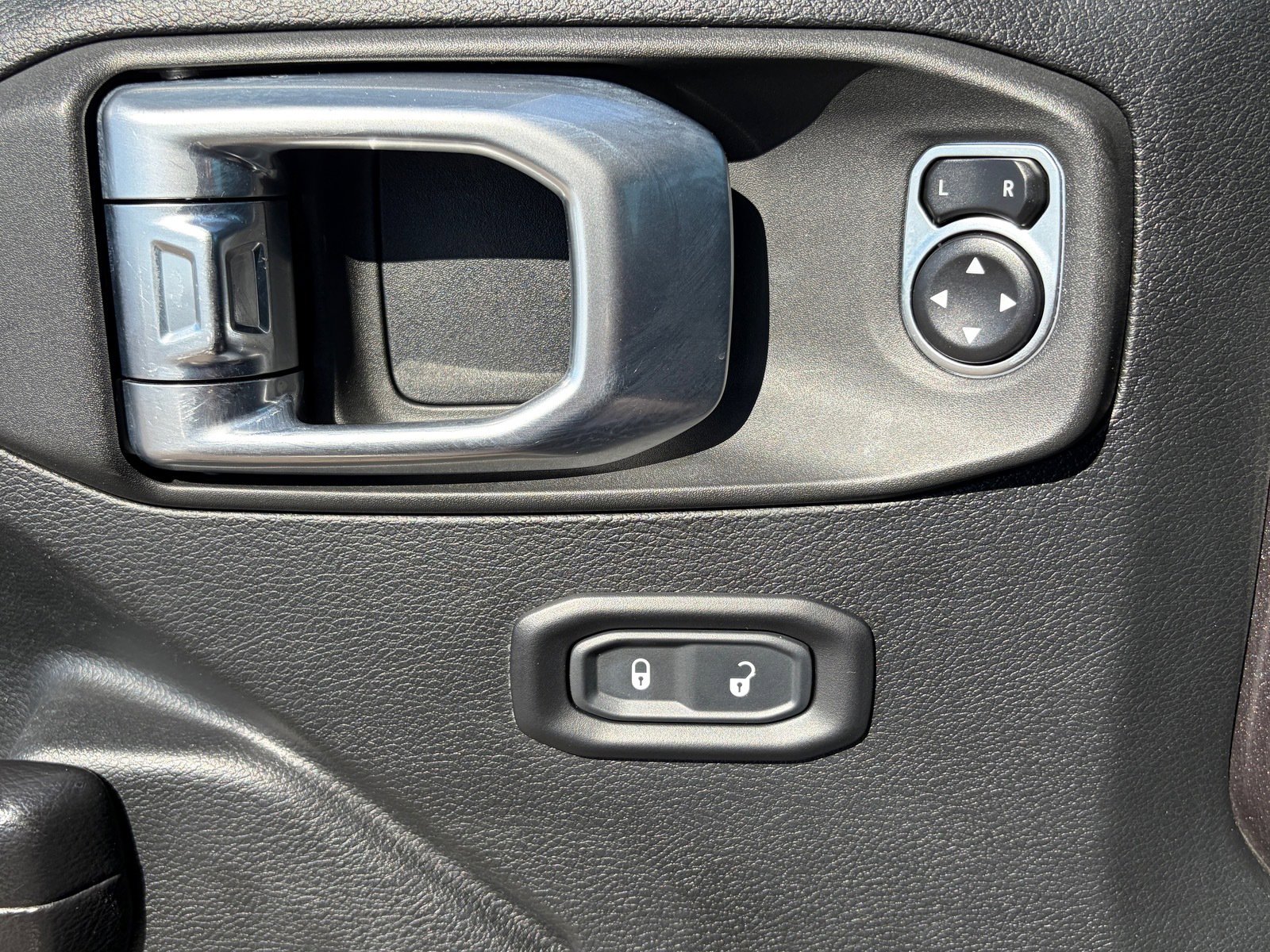 Used 2020 Jeep Wrangler Unlimited Rubicon image 17