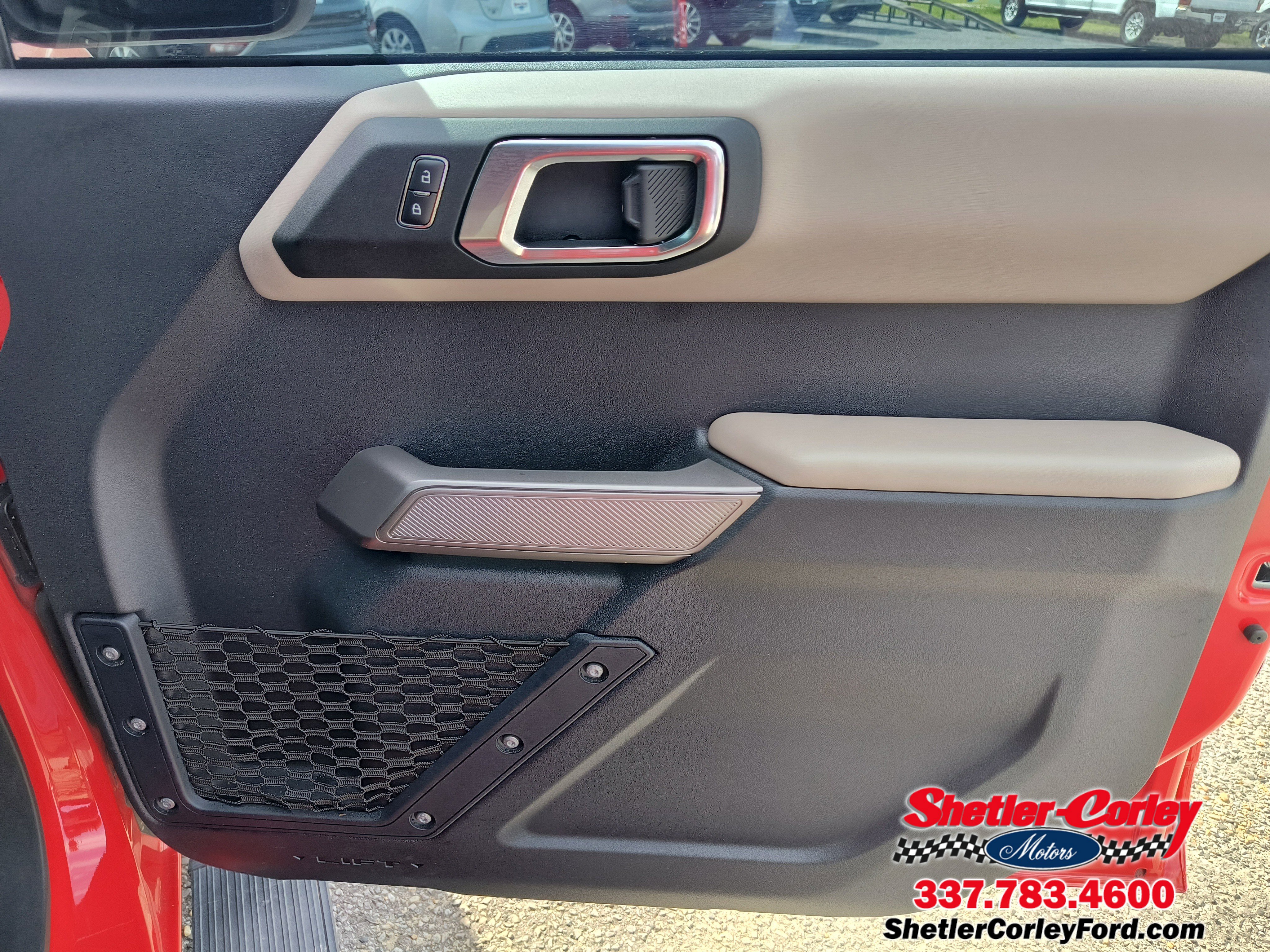 Used 2023 Ford Bronco Wildtrak image 24