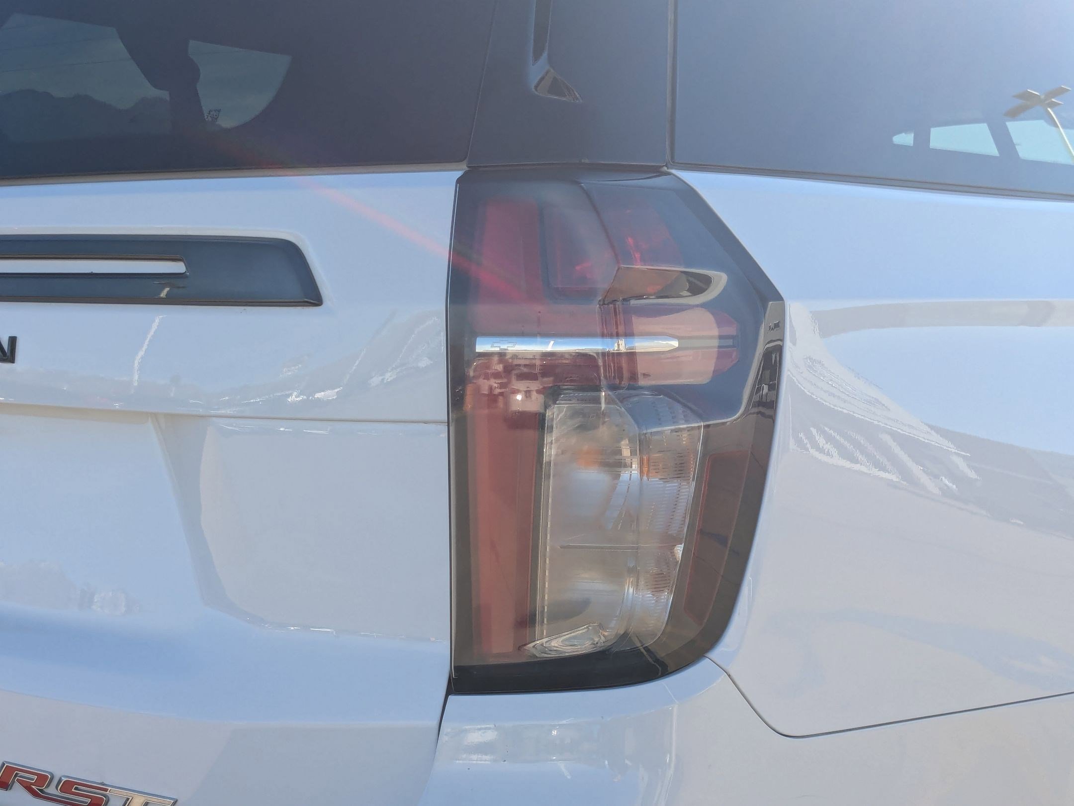 Used 2022 Chevrolet Suburban RST w/ Luxury Package image 13