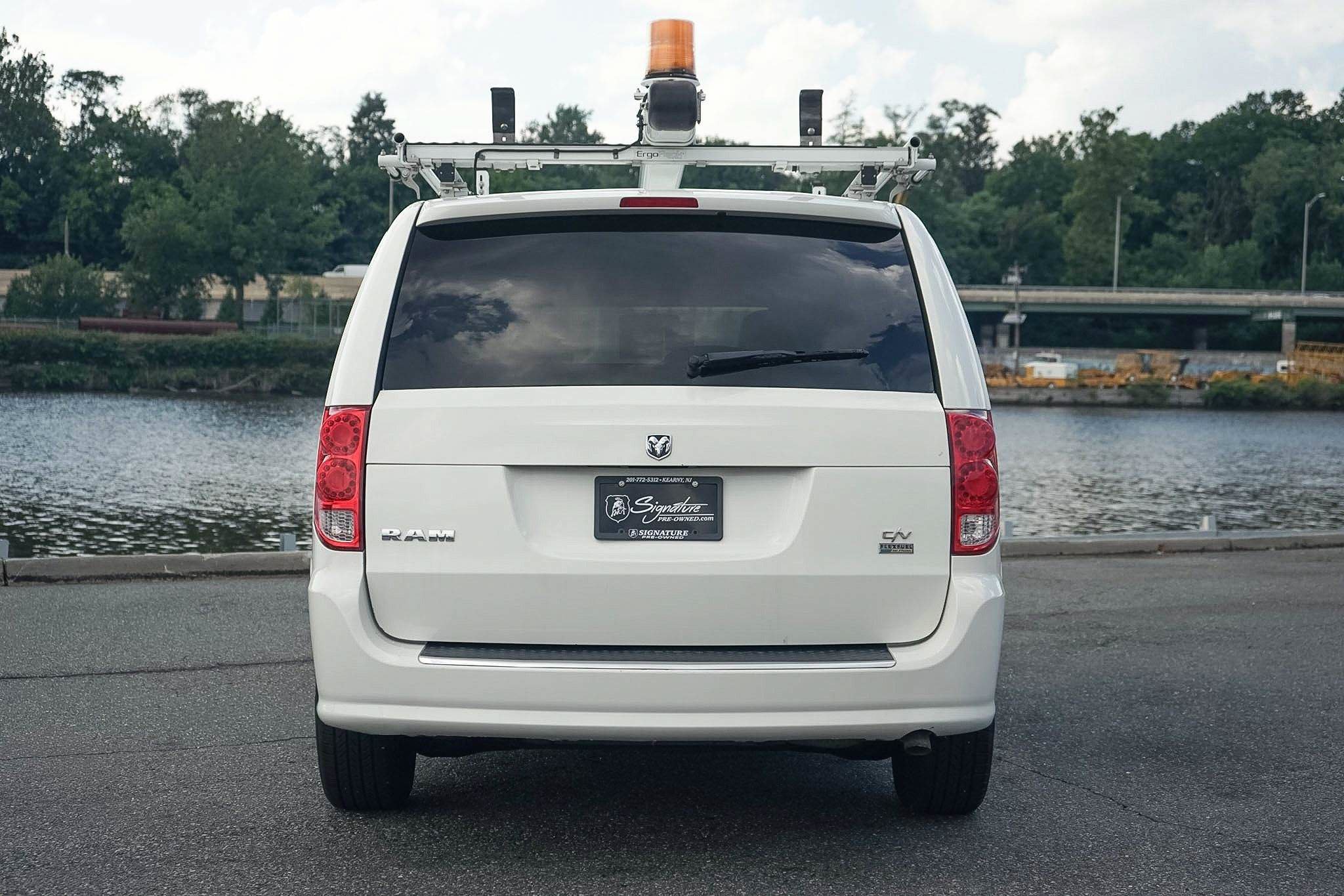 Used 2013 RAM C/V Tradesman FWD image 17