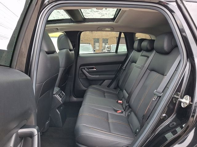 Used 2025 MAZDA CX-50 AWD 2.5 Hybrid w/ Premium Pkg image 11