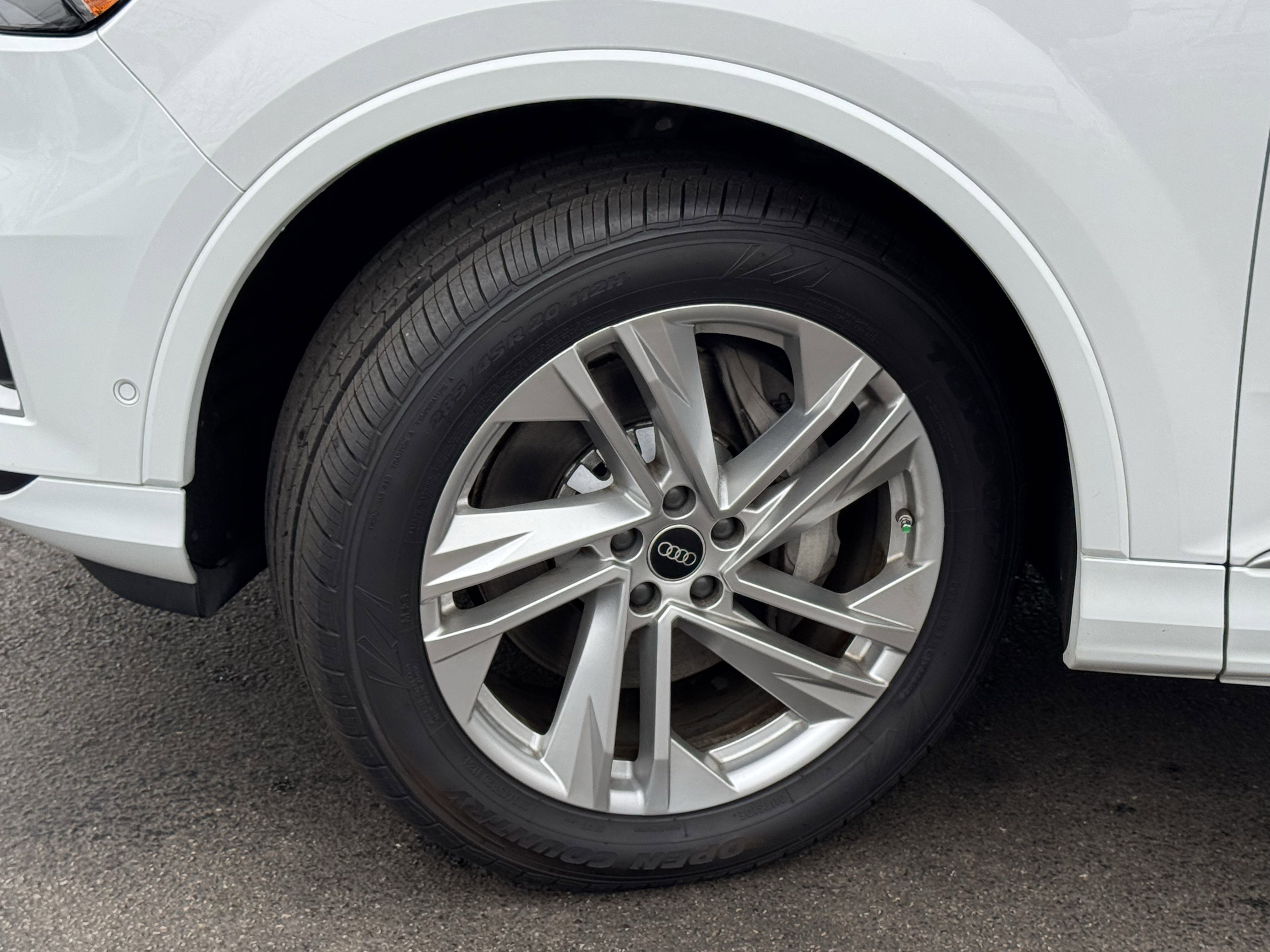 Used 2022 Audi Q7 Premium Plus image 45