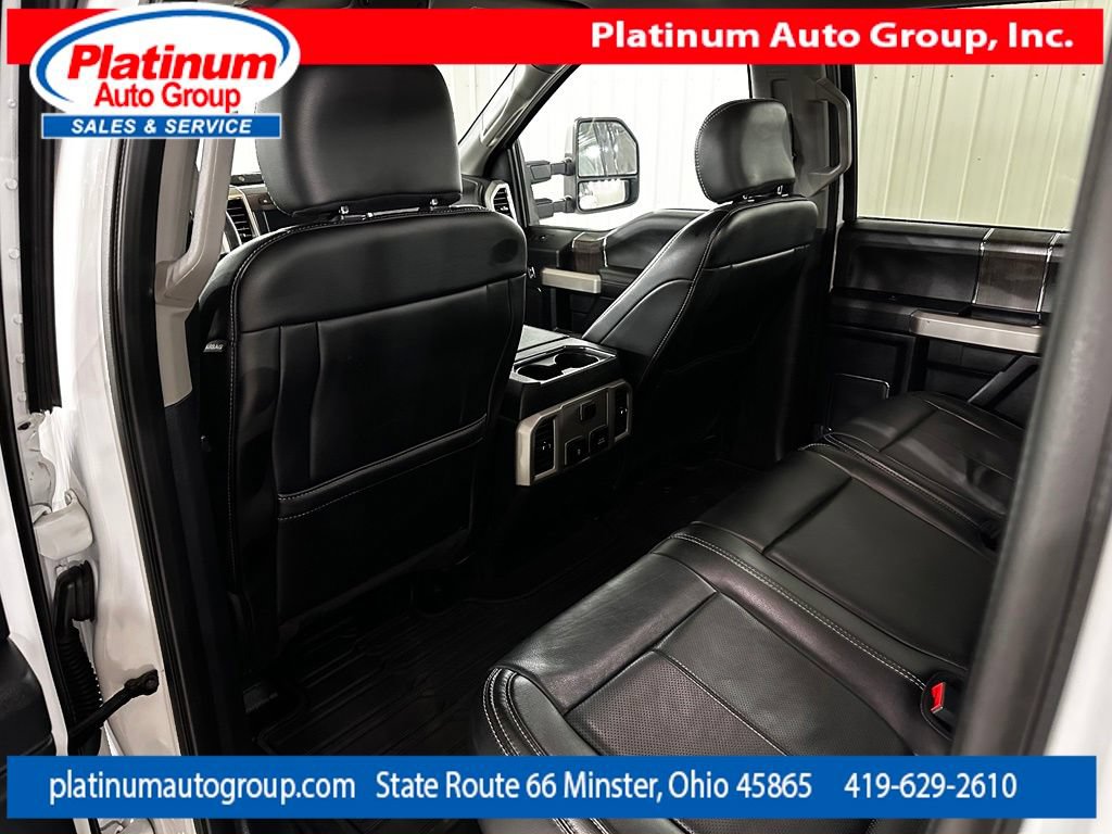 Used 2020 Ford F350 Lariat w/ Chrome Package AWD/4WD image 32