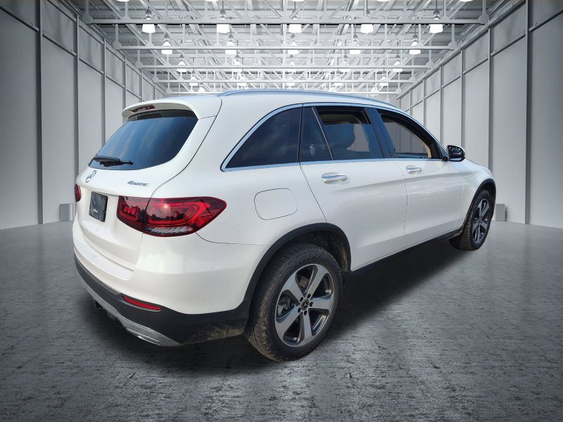 Used 2020 Mercedes-Benz GLC 300 4MATIC image 4