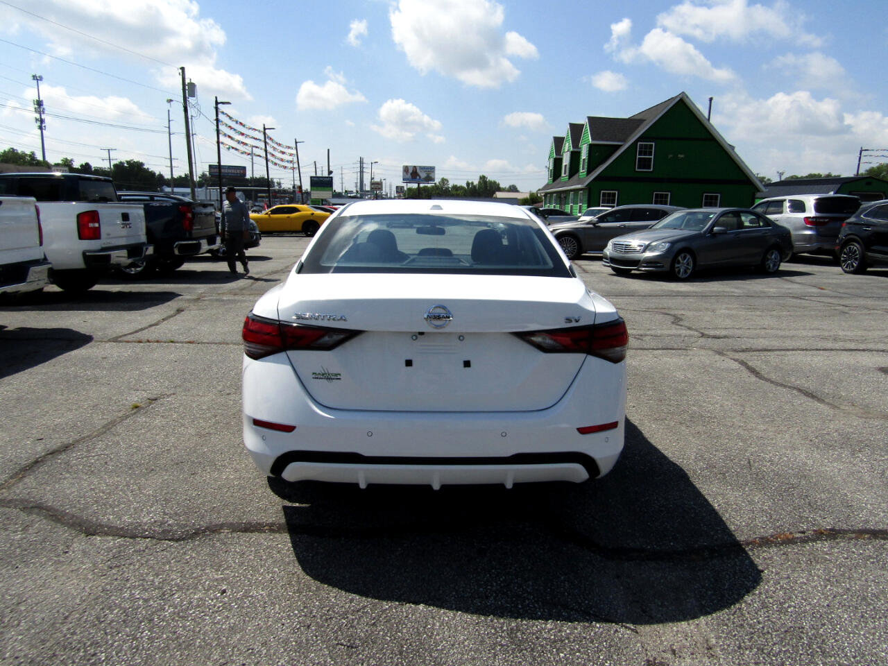 Used 2022 Nissan Sentra SV image 6