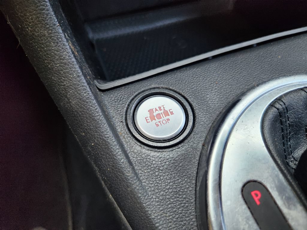 Used 2015 Volkswagen Beetle 1.8T FWD image 19