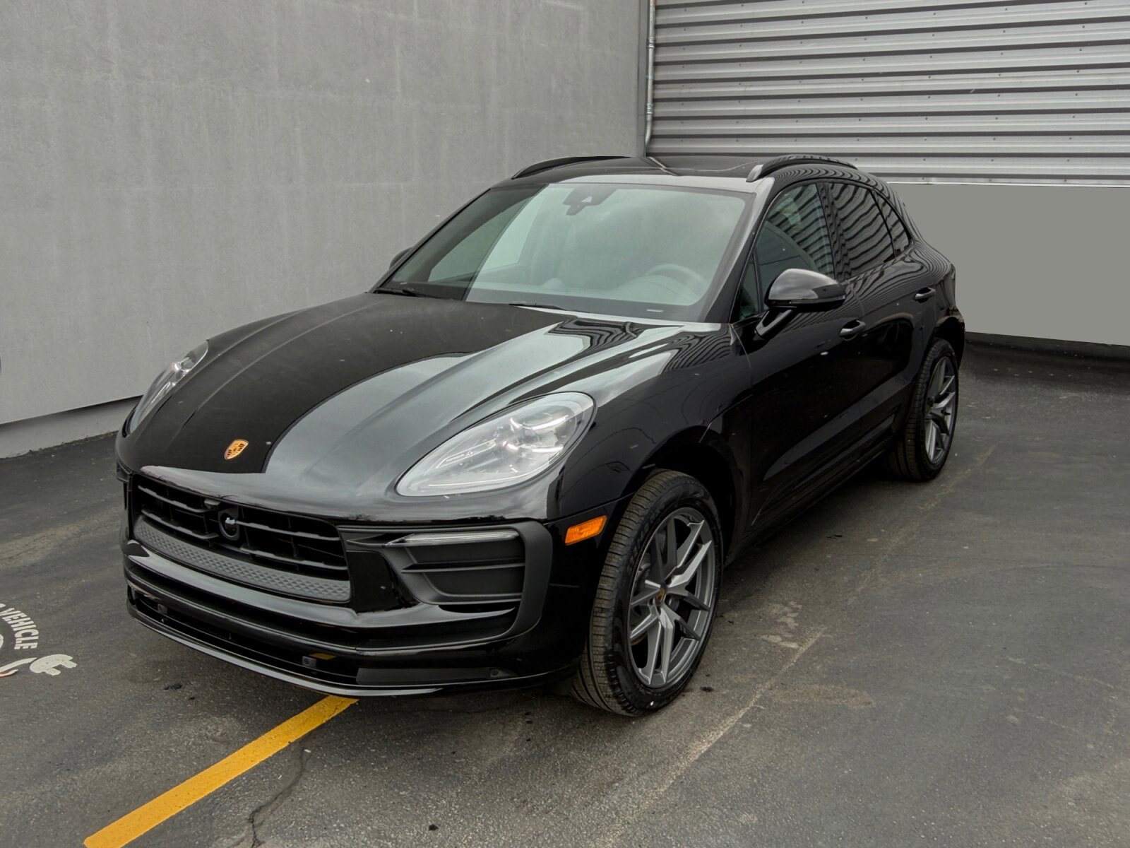 New 2026 Porsche Macan Turbo AWD/4WD image 26