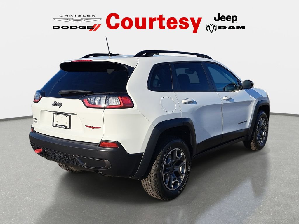 Certified 2022 Jeep Cherokee Trailhawk w/ Comfort/Convenience Group AWD/4WD image 8