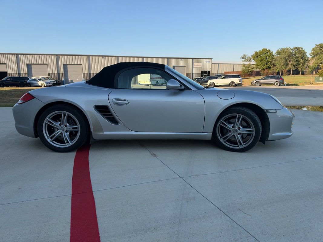 Used 2009 Porsche Boxster RWD image 5