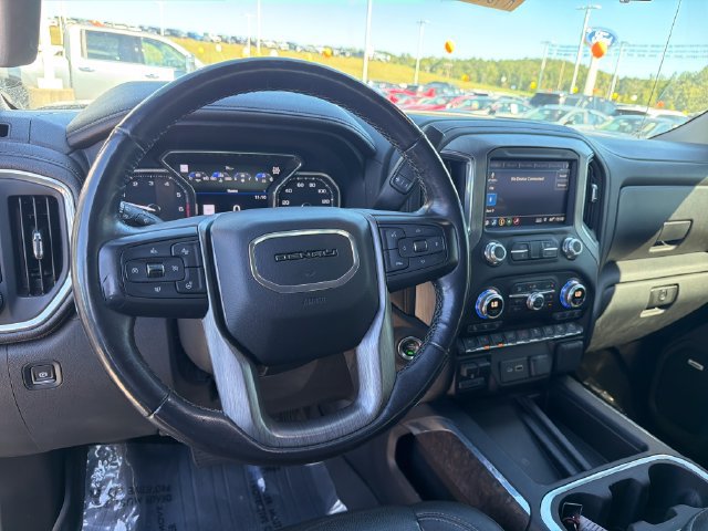 Used 2019 GMC Sierra 1500 Denali w/ Denali Ultimate Package AWD/4WD image 16