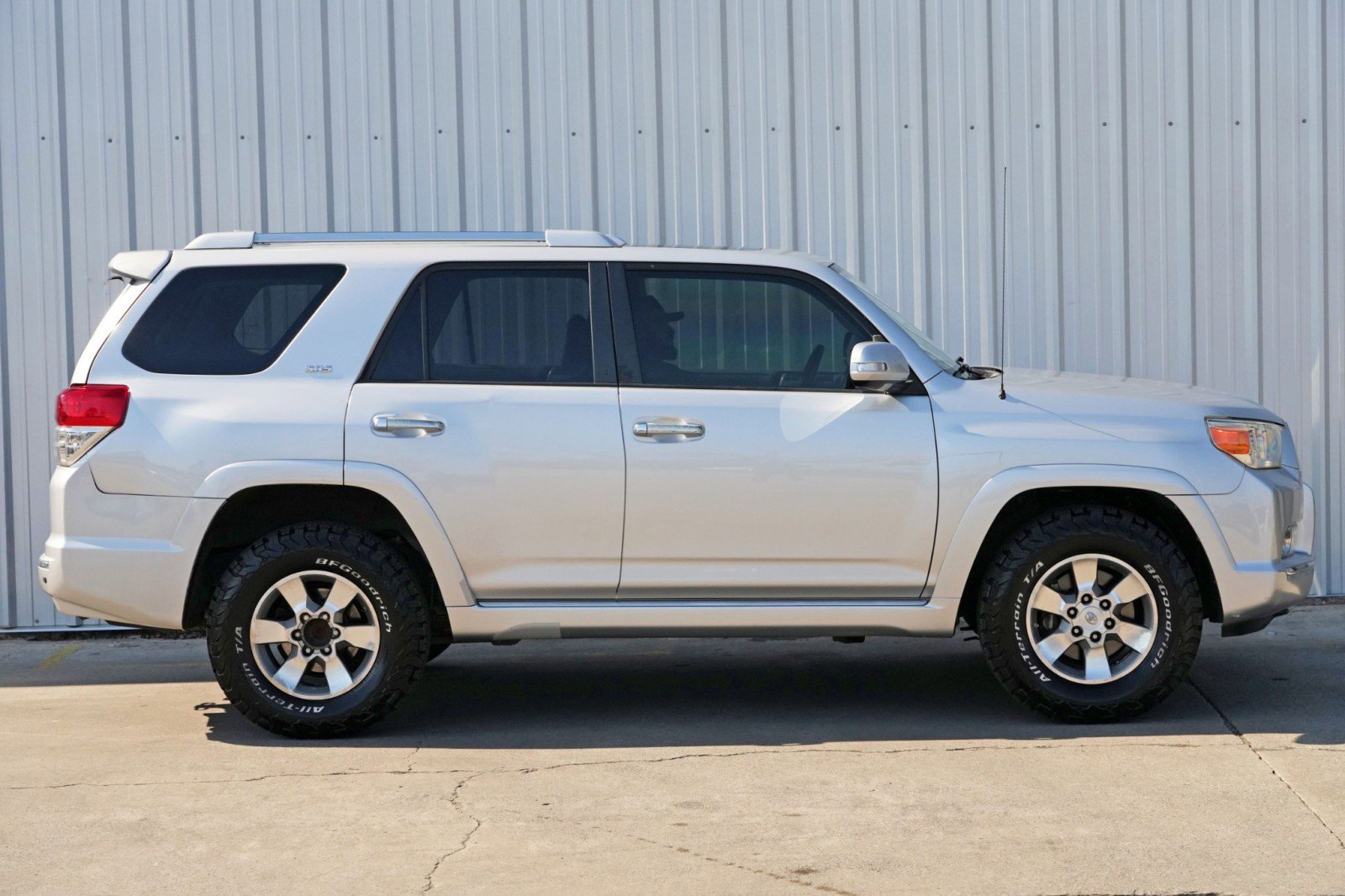 Used 2010 Toyota 4Runner SR5 image 48
