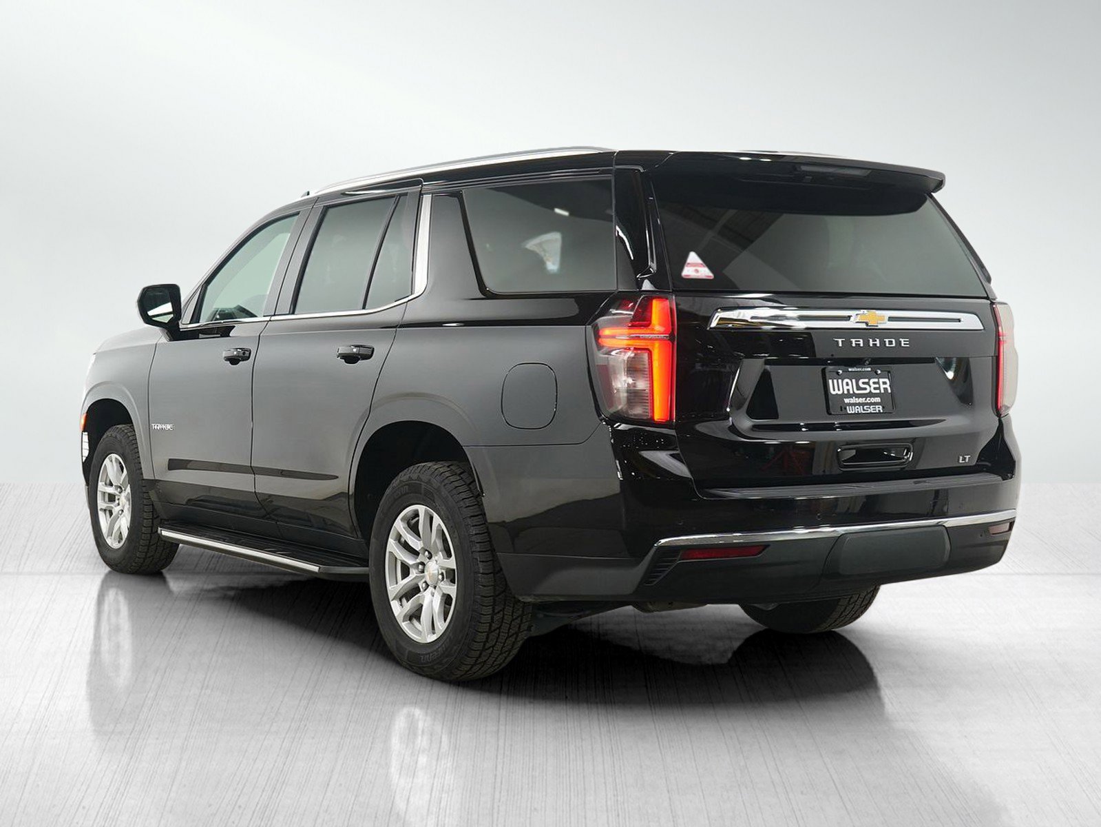 Used 2023 Chevrolet Tahoe LT image 4