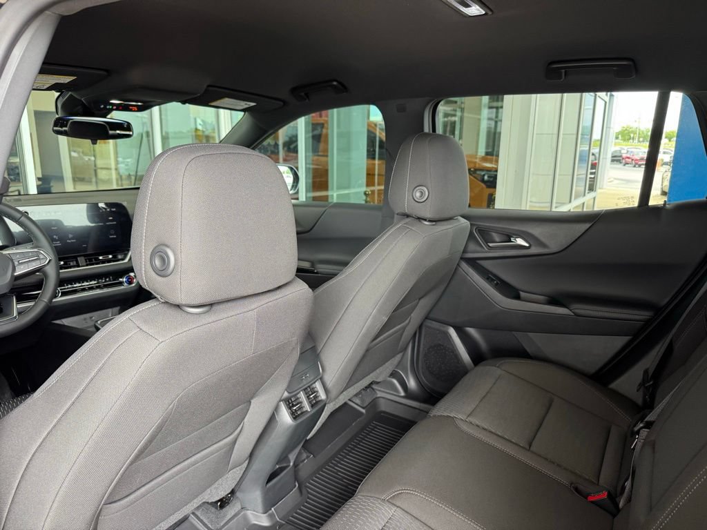 New 2026 Chevrolet Equinox LT FWD image 20