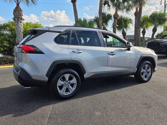 Used 2022 Toyota RAV4 XLE w/ Convenience Package FWD image 7