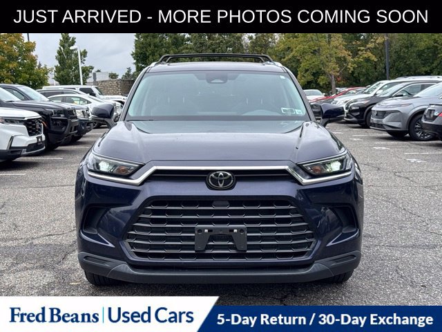 Used 2024 Toyota Grand Highlander AWD image 2