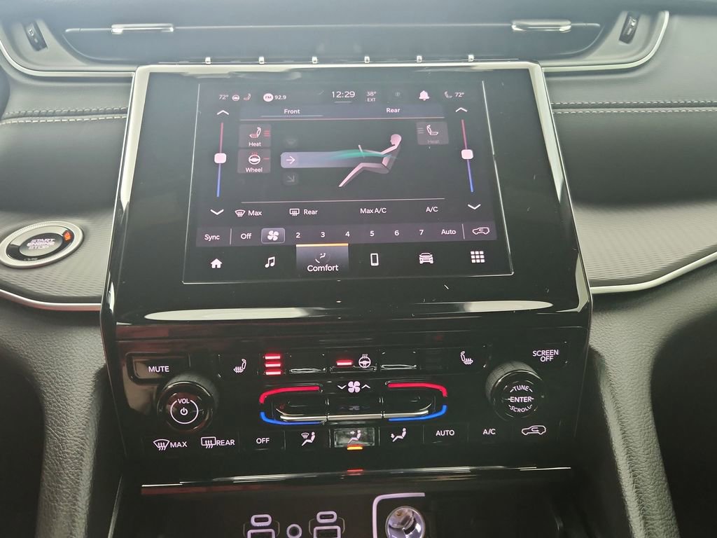 New 2025 Jeep Grand Cherokee L Laredo image 26