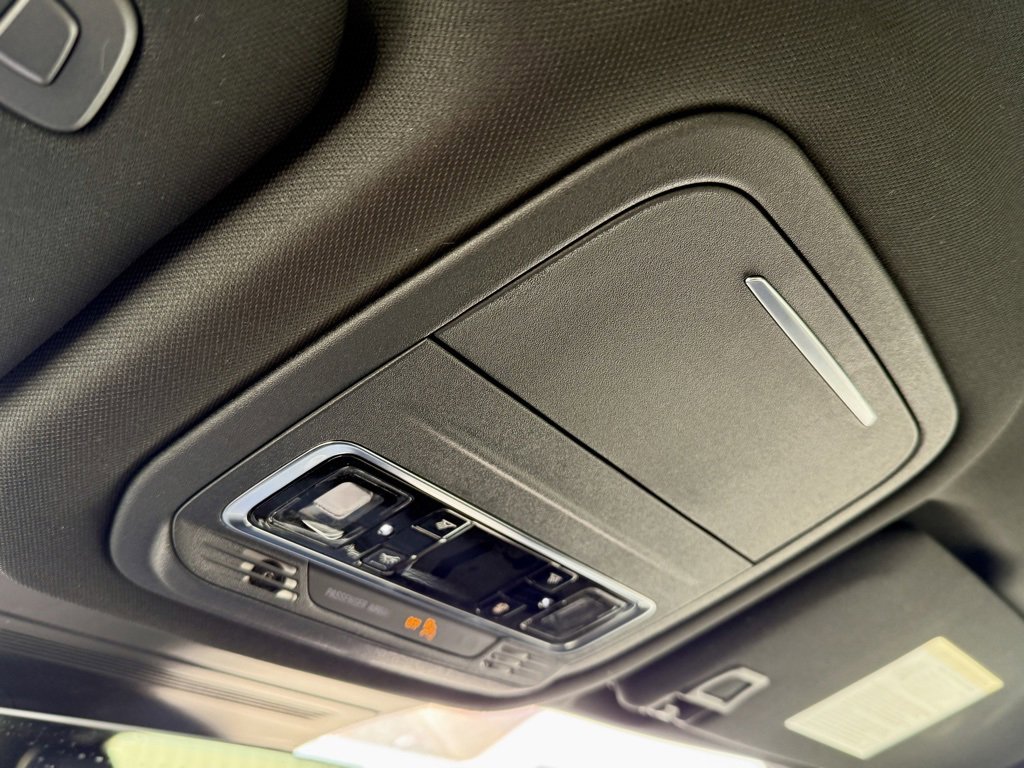 New 2025 Lincoln Nautilus Premier w/ Jet Appearance Package image 31