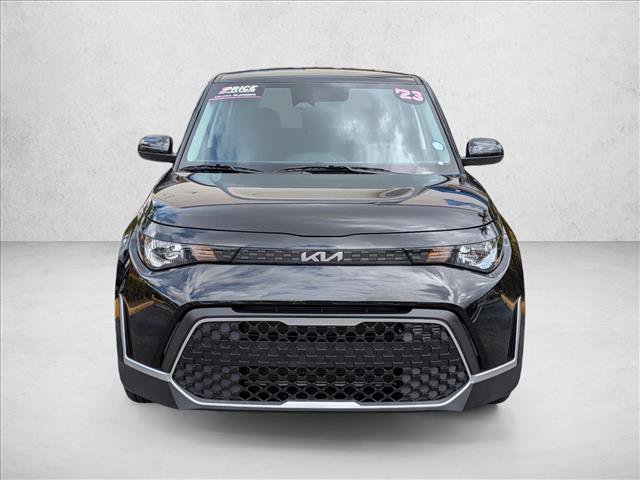 Used 2023 Kia Soul LX FWD image 2