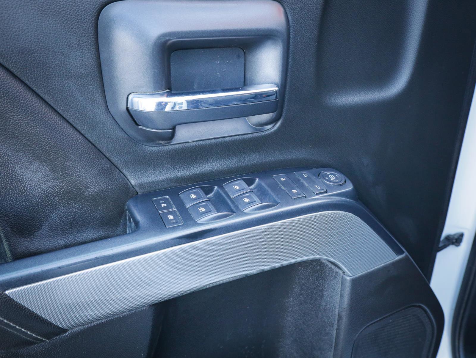 Used 2019 Chevrolet Silverado 3500 LT w/ LT Convenience Package image 16