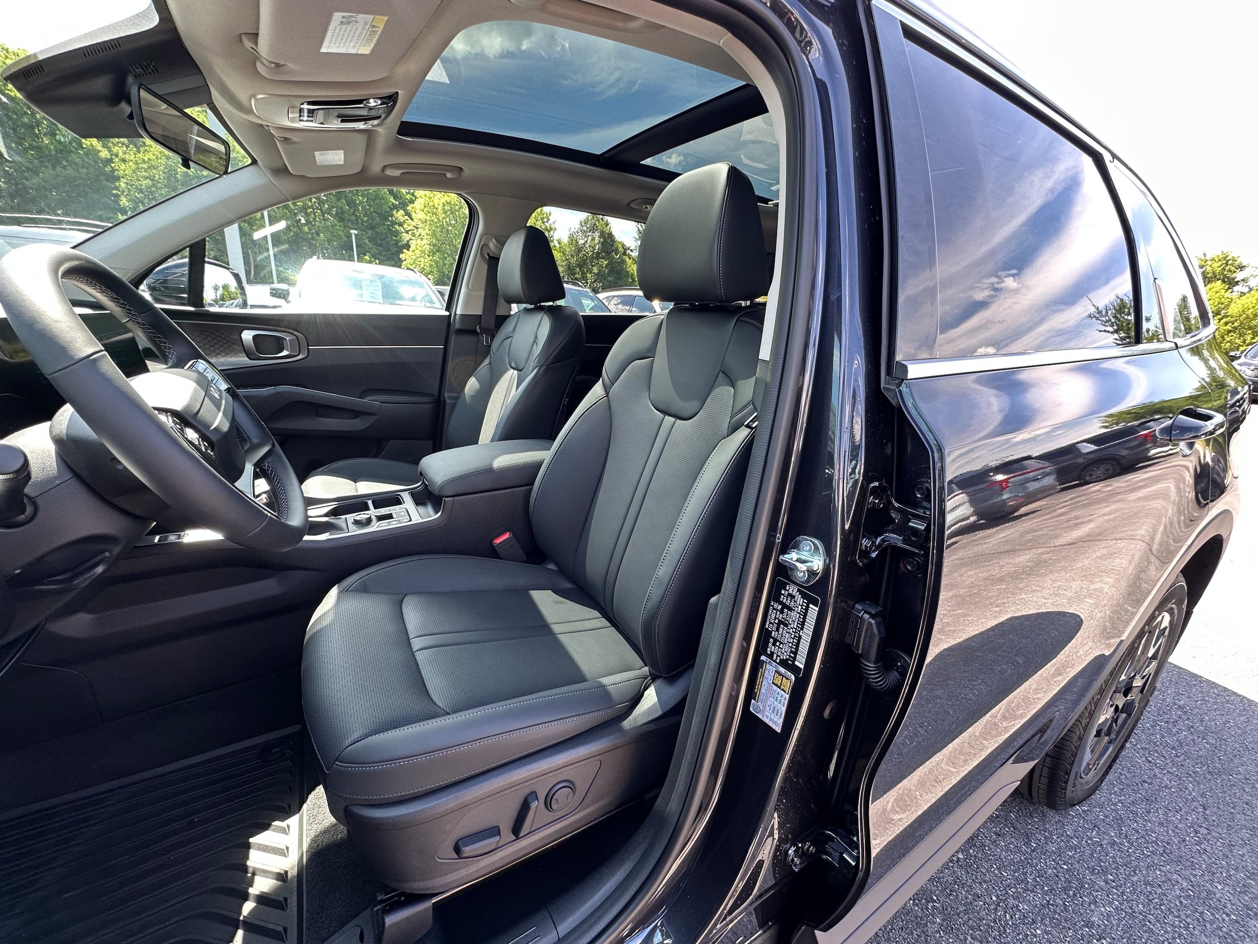 New 2026 Kia Sorento S AWD/4WD image 24