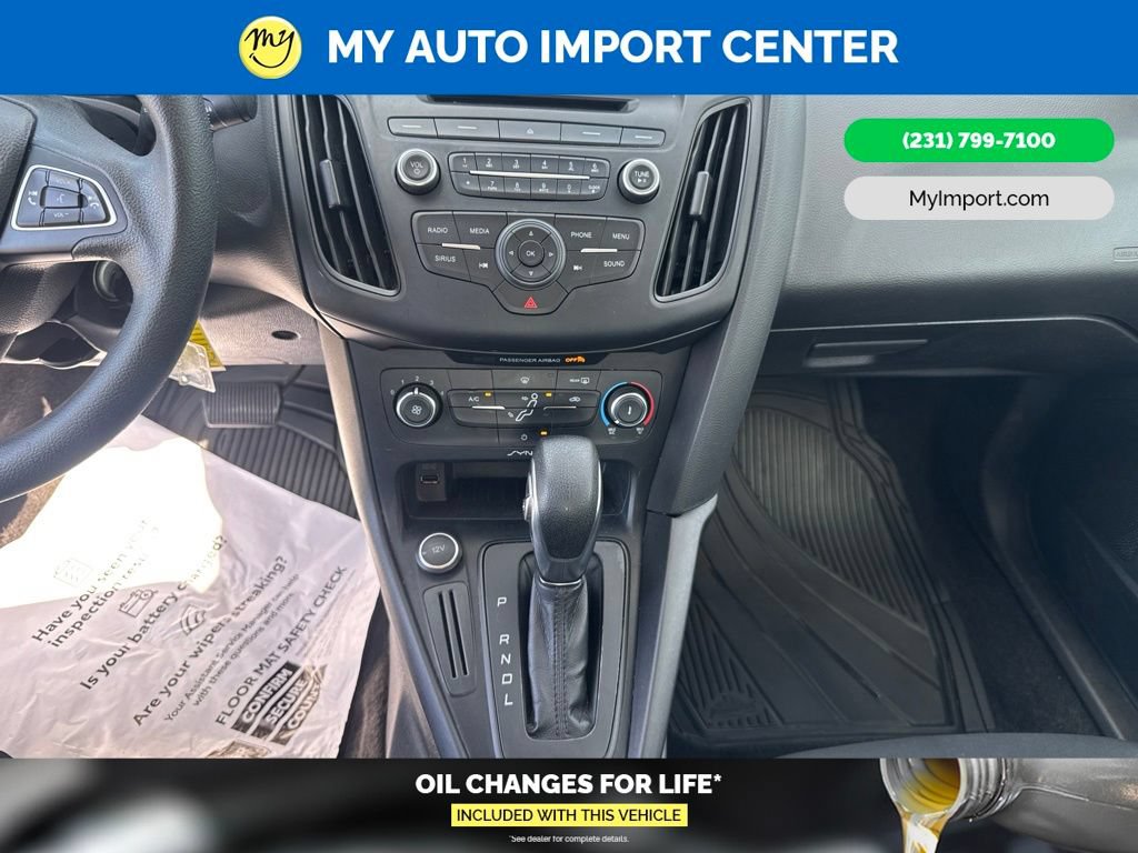 Used 2017 Ford Focus SE FWD image 22