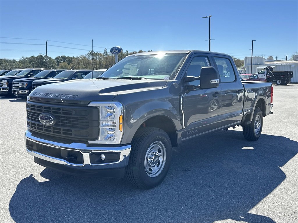 New 2025 Ford F250 XL w/ XL Chrome Package image 8