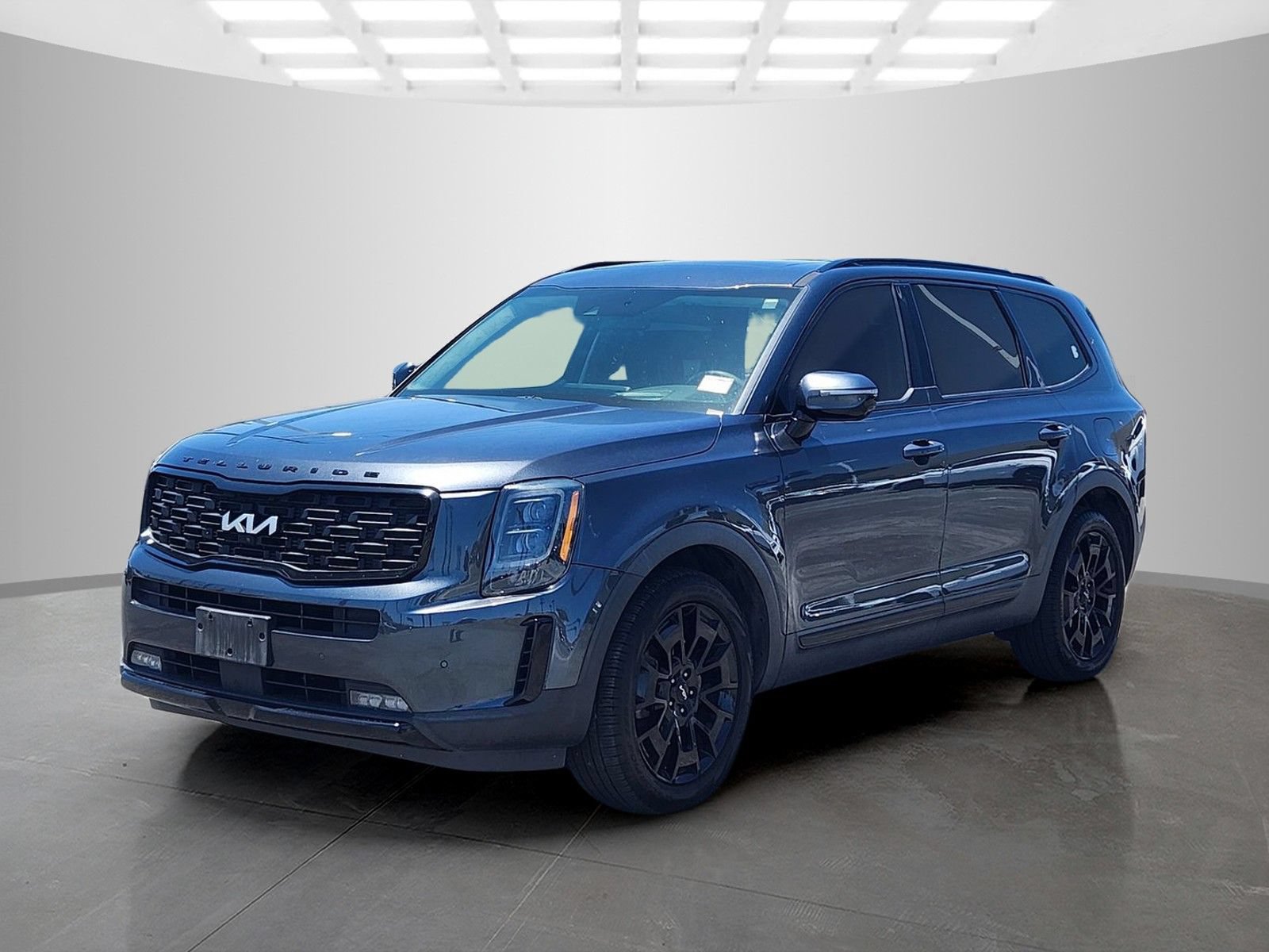 Used 2022 Kia Telluride SX w/ SX Prestige Package AWD/4WD image 3