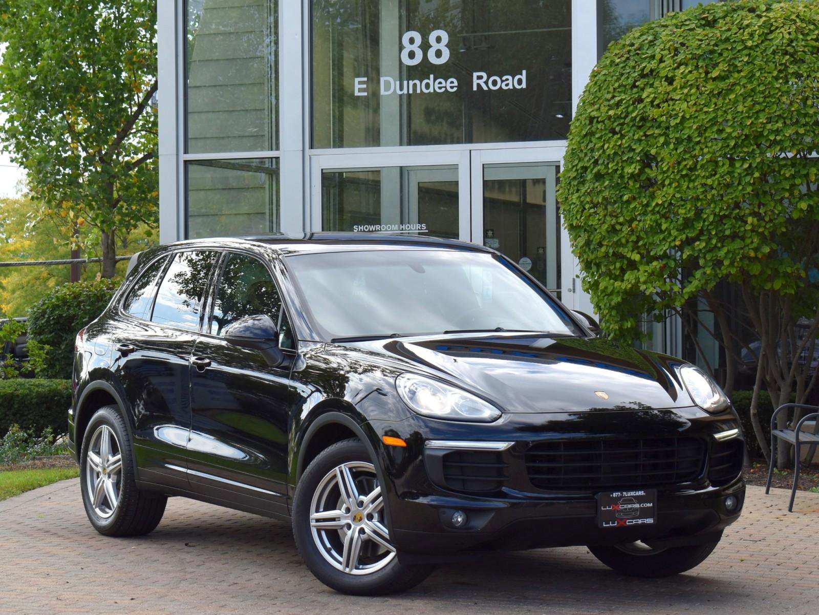 Used 2016 Porsche Cayenne image 2