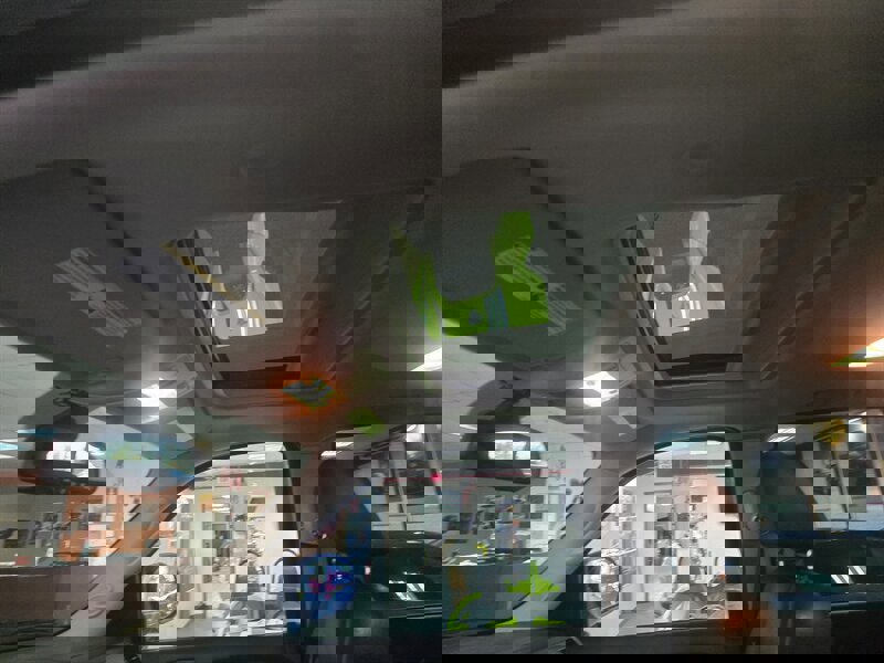 Used 2009 Cadillac Escalade EXT image 25