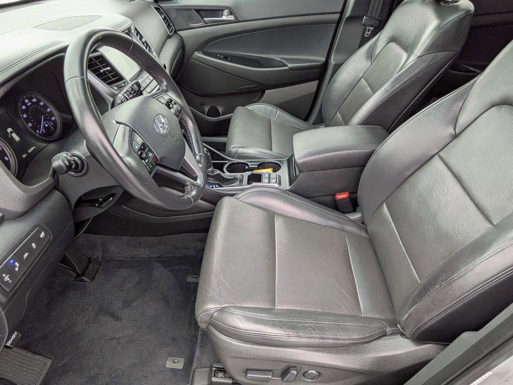 Used 2016 Hyundai Tucson Limited w/ Option Group 03 image 11