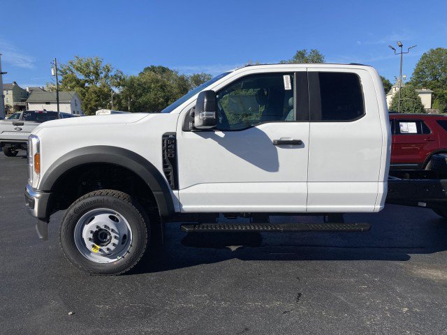 New 2027 Ford F450 XL w/ XL Chrome Package AWD/4WD image 6