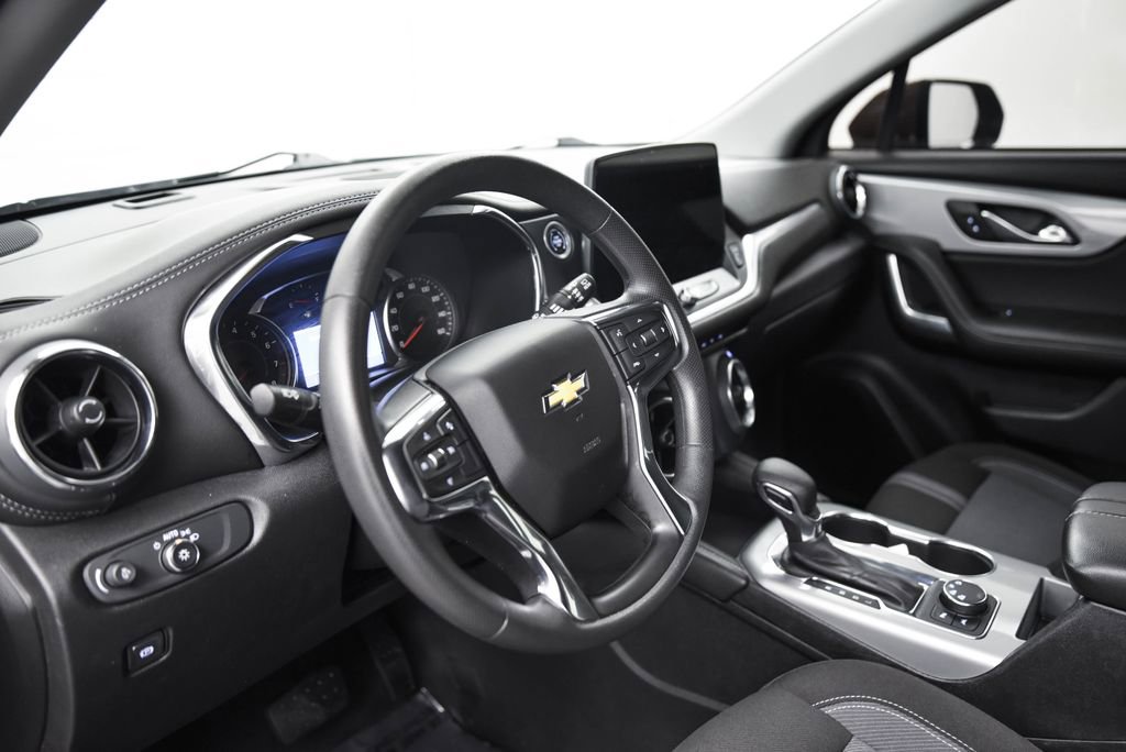 Used 2023 Chevrolet Blazer LT w/ Driver Confidence Package image 18