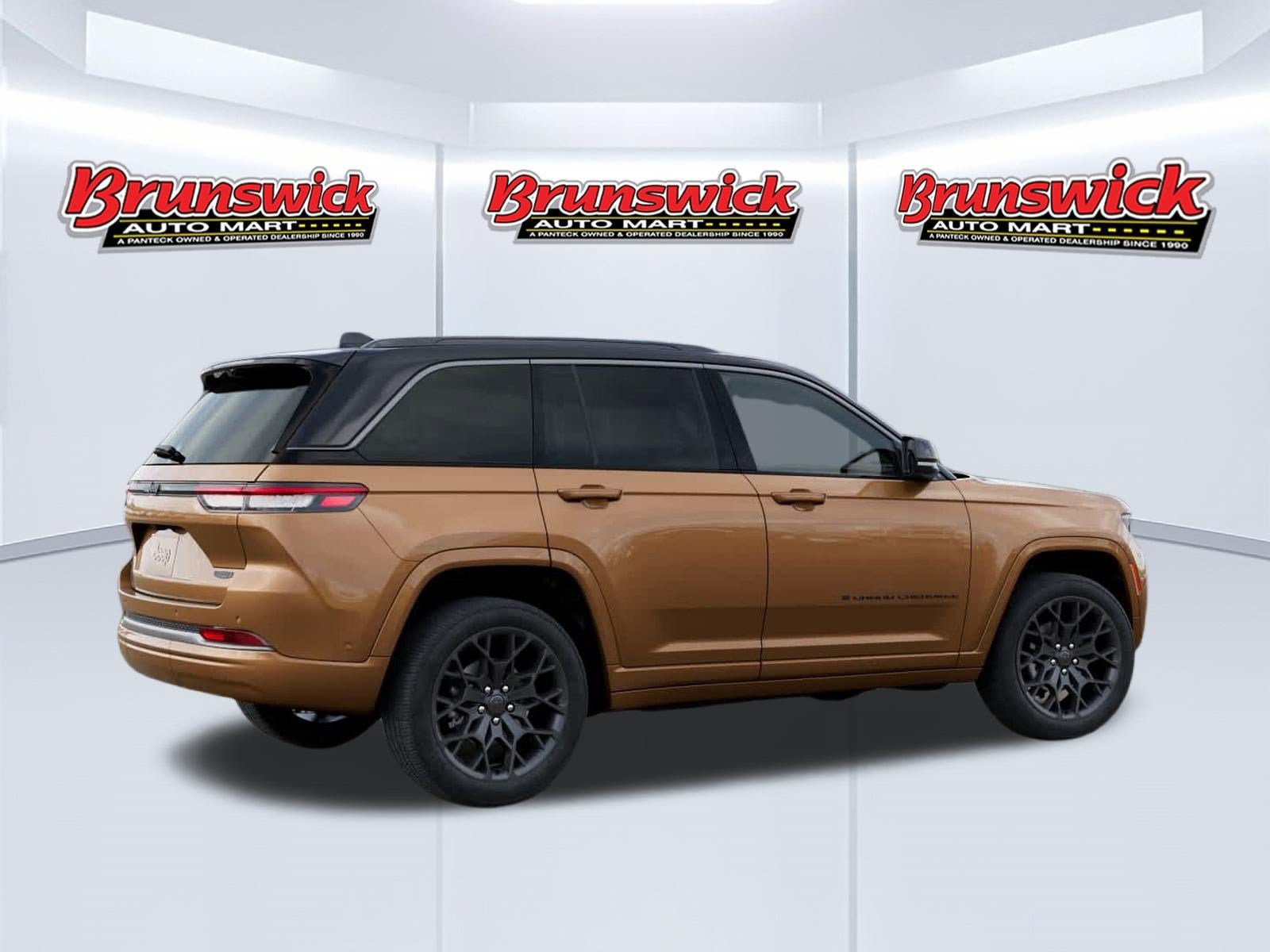New 2027 Jeep Grand Cherokee Summit AWD/4WD image 4