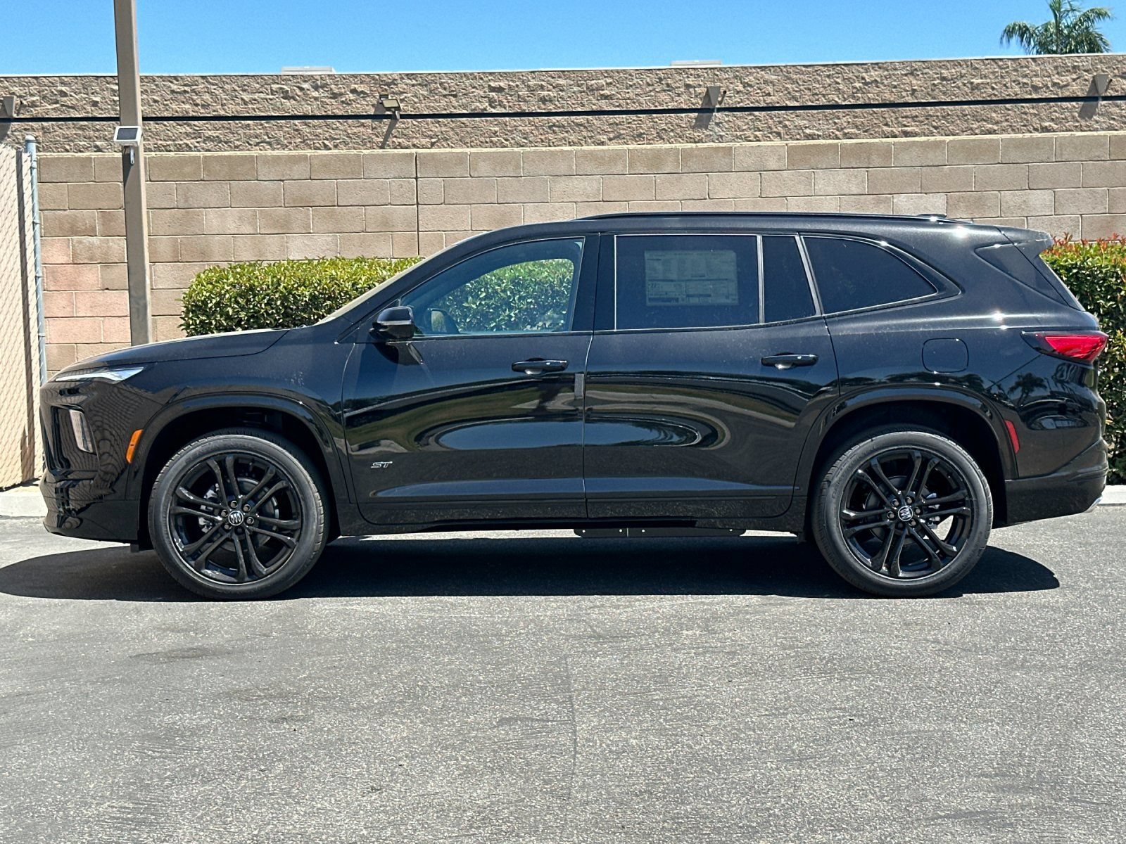 New 2026 Buick Enclave Sport Touring w/ Power Package FWD image 7