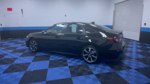 Certified 2025 Honda Civic Sport Touring image 6