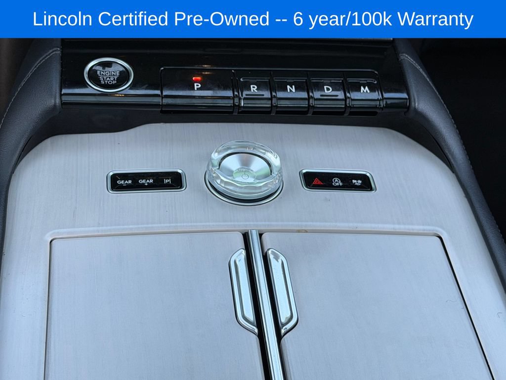 Certified 2025 Lincoln Navigator Reserve AWD/4WD image 14