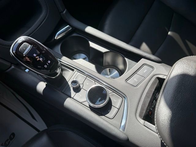 Used 2025 Cadillac XT6 Premium Luxury image 26