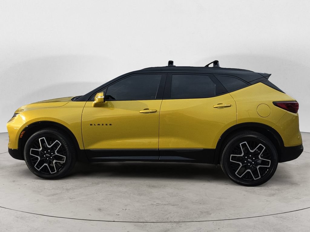Certified 2023 Chevrolet Blazer RS w/ Driver Confidence II Package AWD/4WD image 8