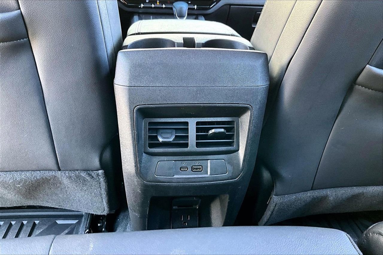 Used 2023 GMC Canyon Elevation w/ Elevation Premium Package image 15