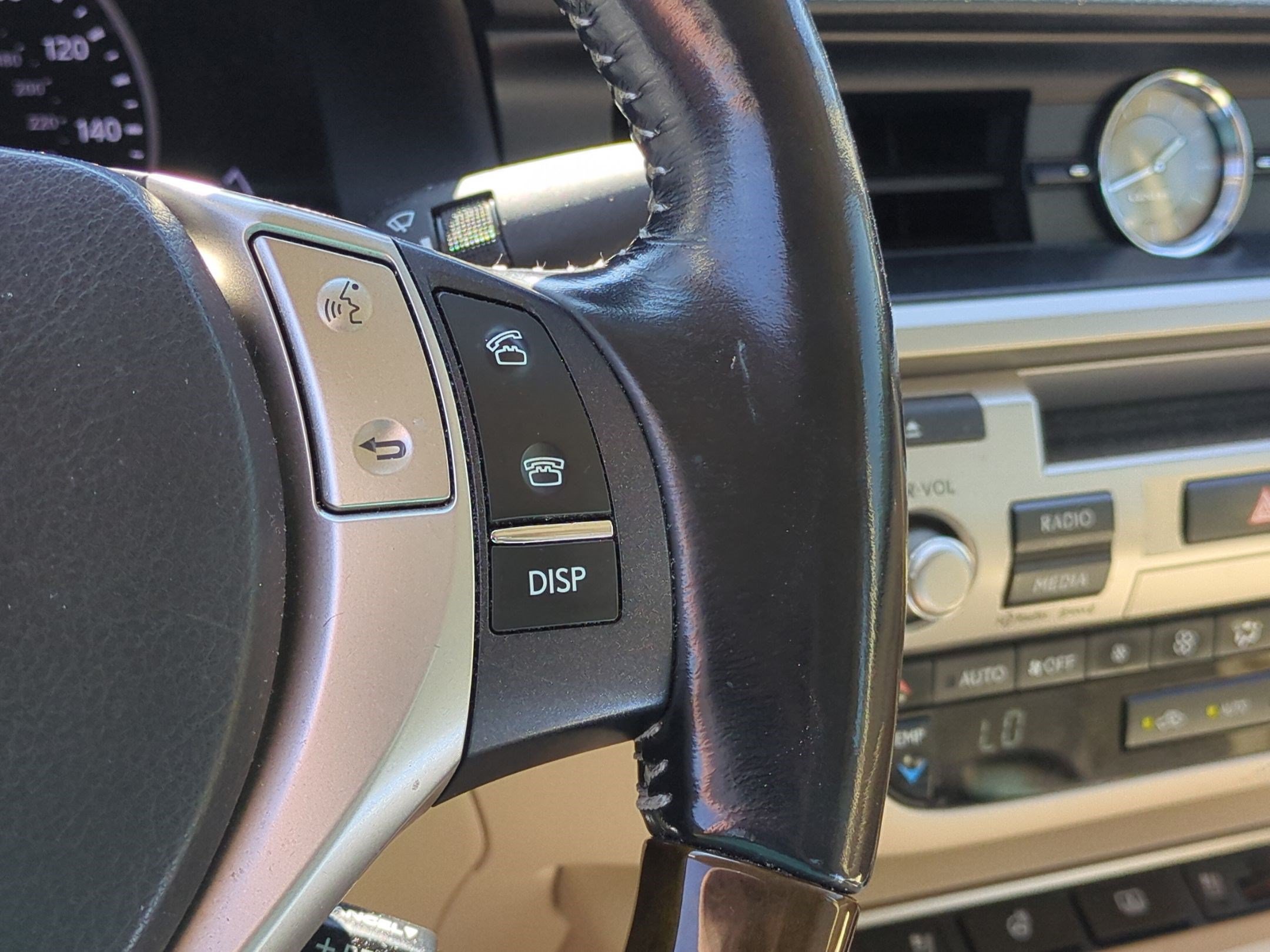 Used 2015 Lexus ES 350 w/ Luxury Package FWD image 20