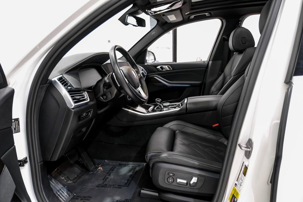 Used 2023 BMW X5 xDrive45e image 6